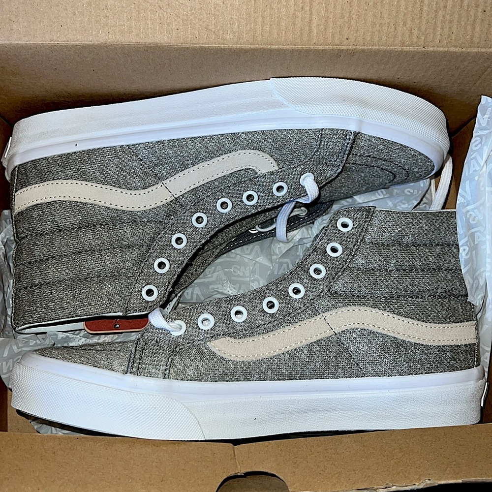 NIB Vans Hi-Top Frost Gray/White Shoes